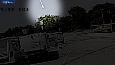 Una “bola de fuego” se observa cayendo del cielo en EEUU