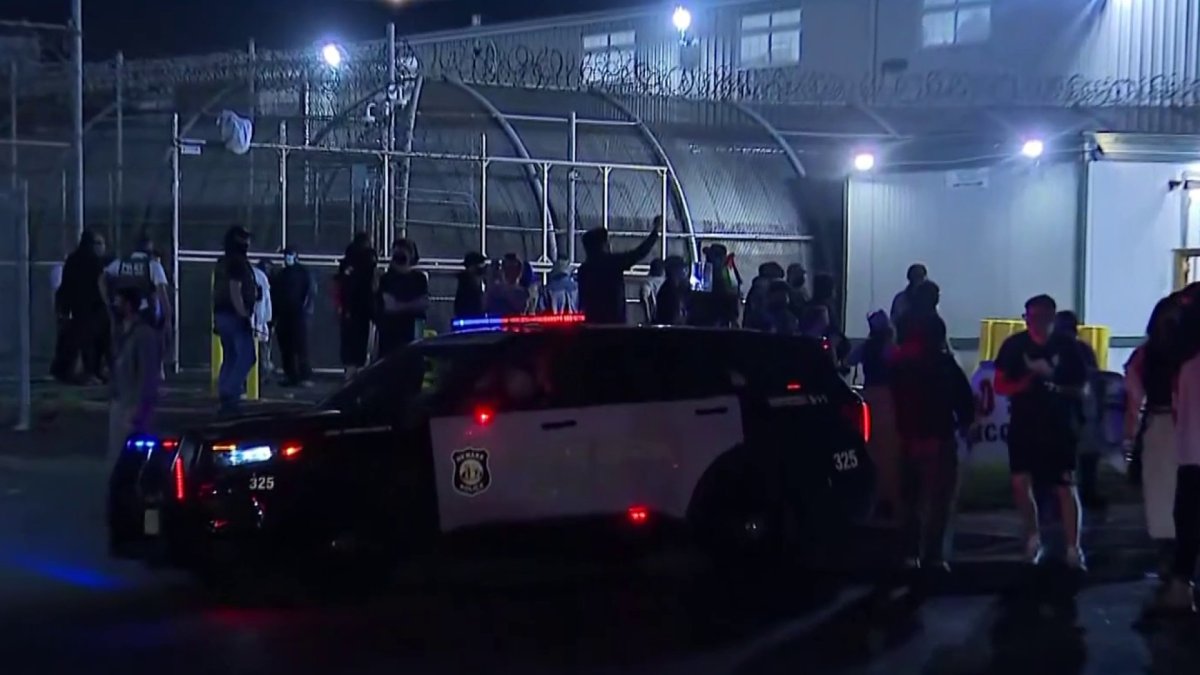 Four Detainees Missing After Unrest at Newark ICE Facility