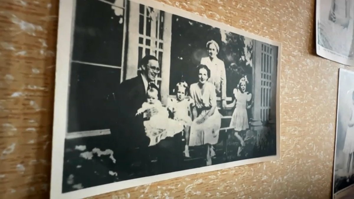 NYC museum giving out free copies of Anne Frank's diary this week. Here's how to get yours