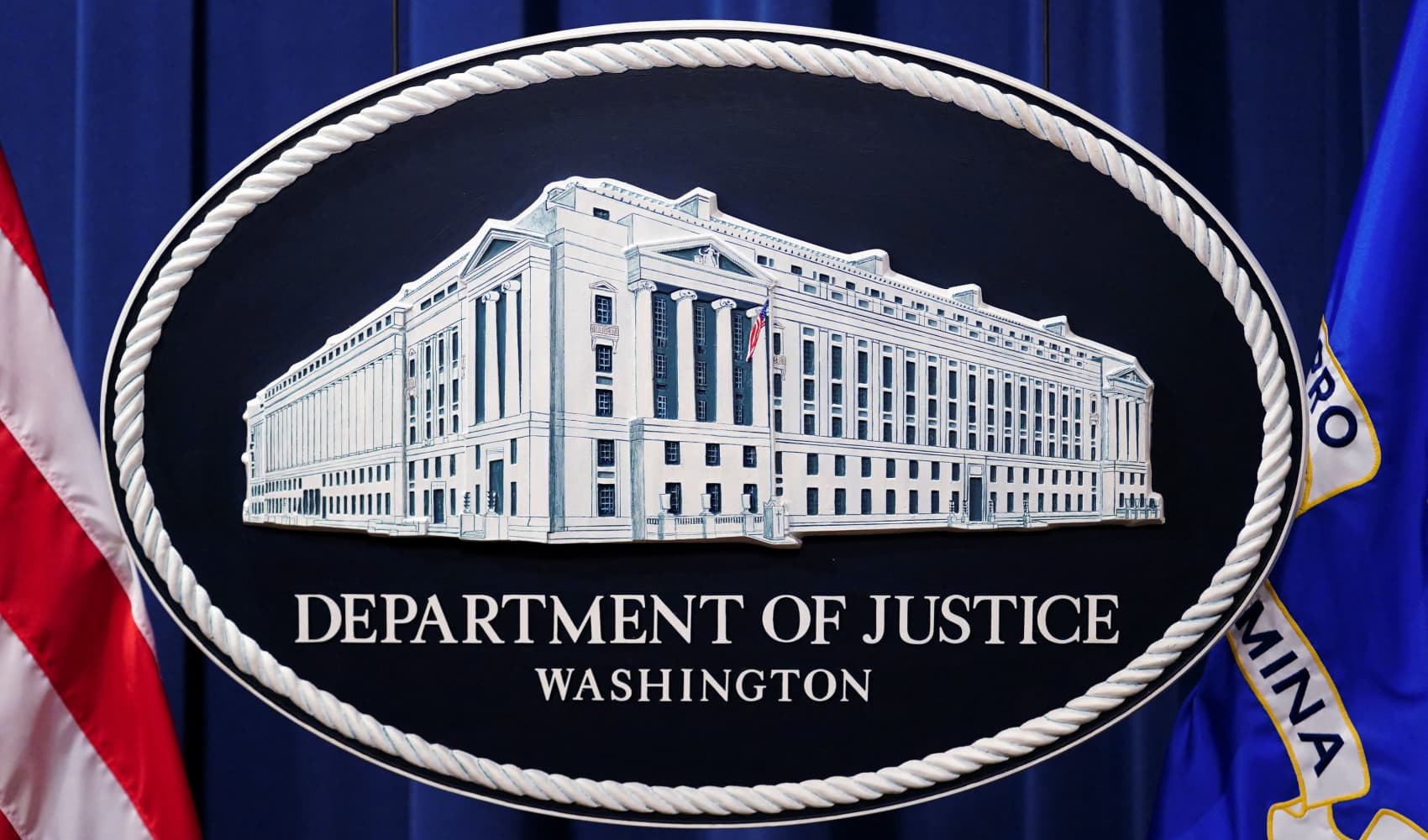 US, UK Crack Down on Major Crypto Fraud Schemes