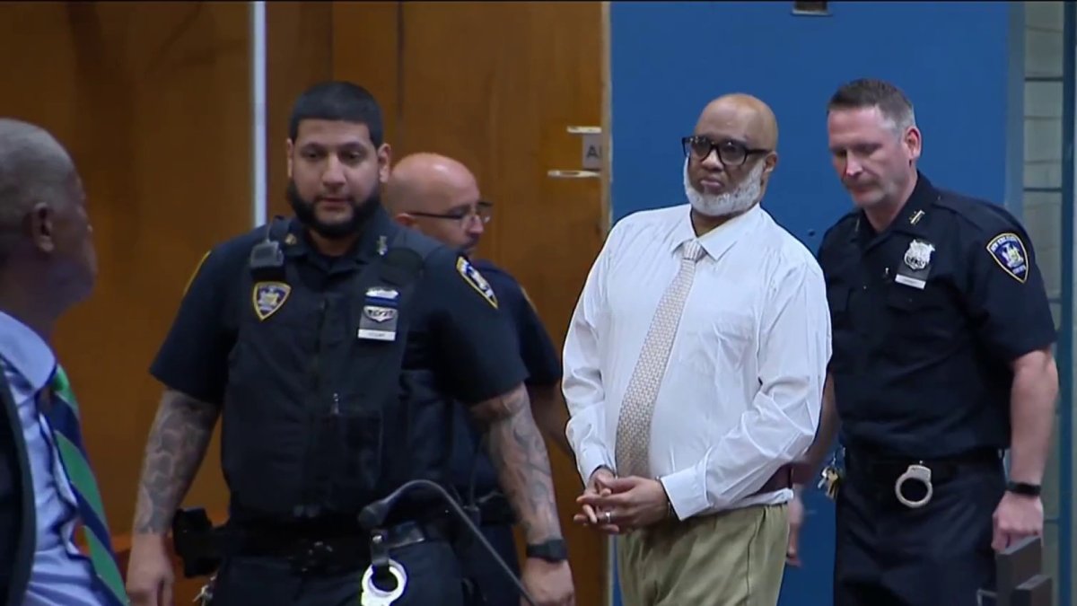 Subway hammer attacker sentenced to 25 years in prison – NBC New York
