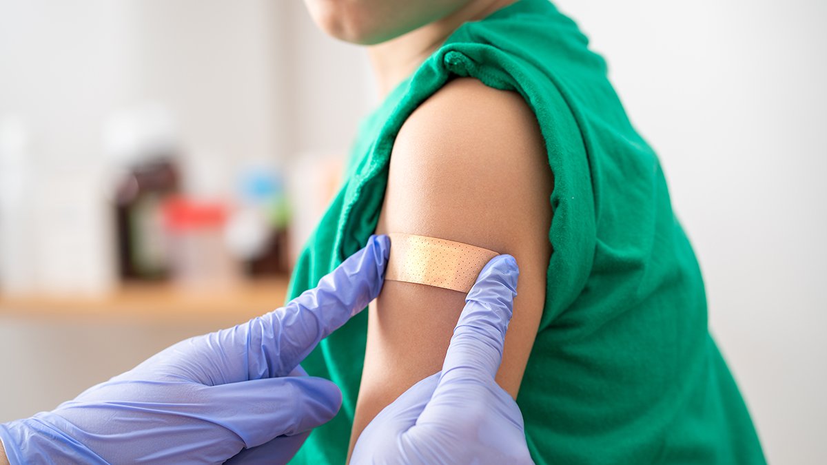 Pediatricians issue their own 2026 vaccine schedule after CDC narrows recommendations