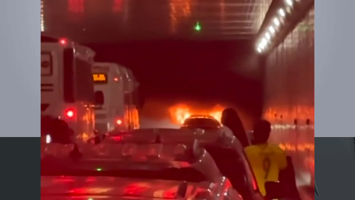 Fire in Lincoln Tunnel leads to lengthy delays at Port Authority during evening rush