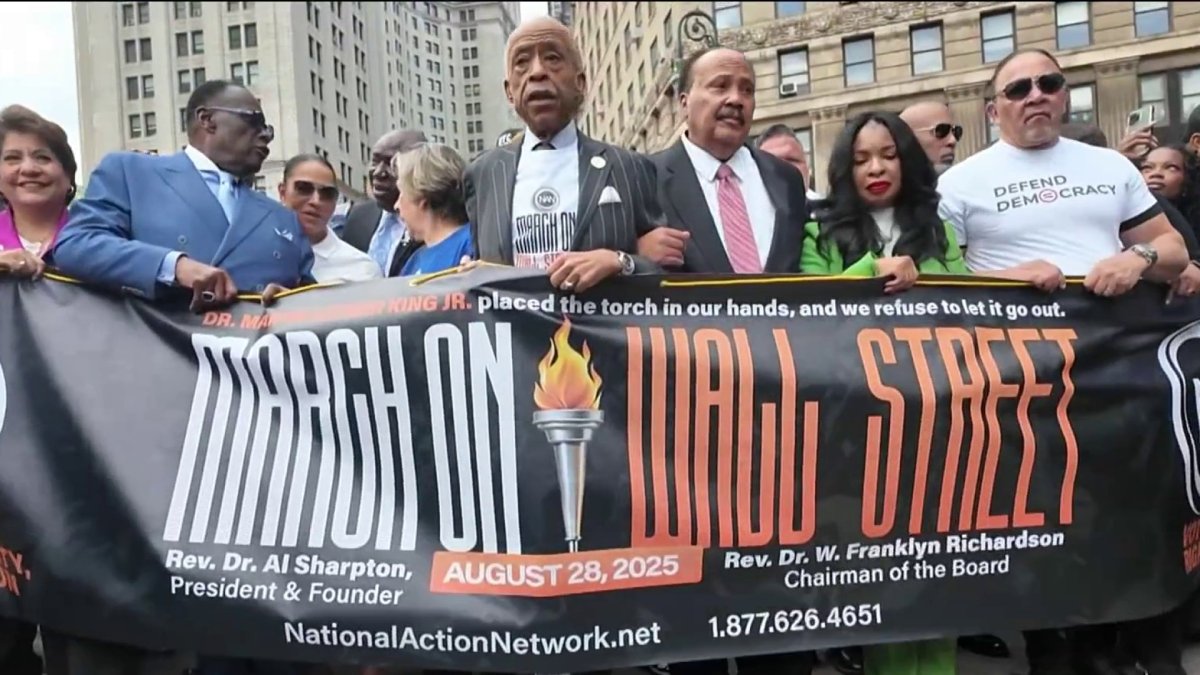 Rev. Al Sharpton leads march to protest President Trump’s crackdown on ...