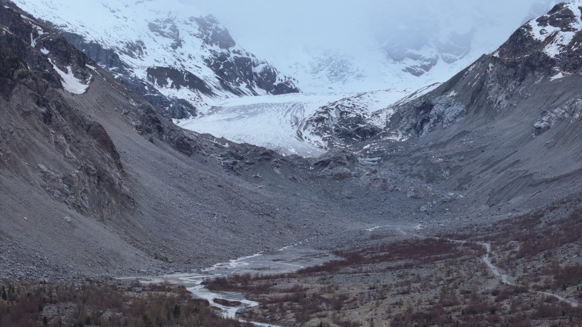 At Europe’s melting glaciers, signs of climate peril are everywhere ...