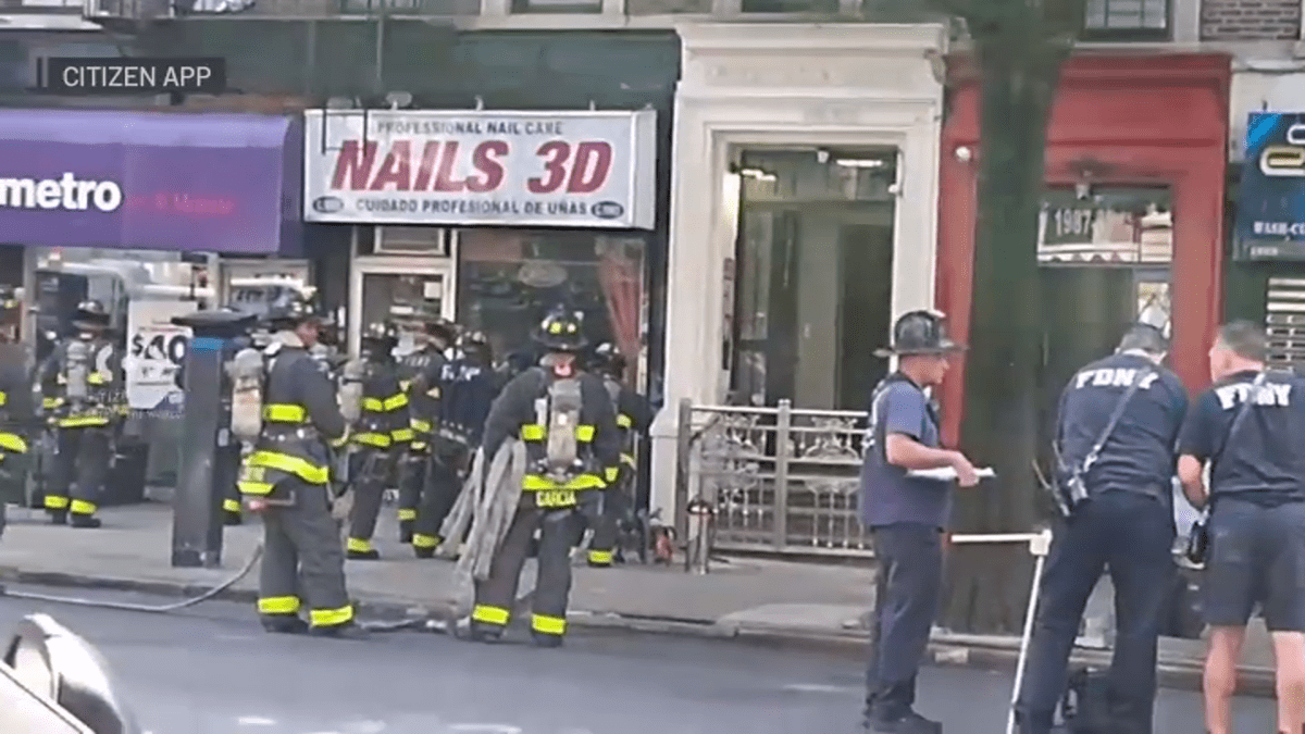 Gas leak prompts multiple building evacuations in Manhattan