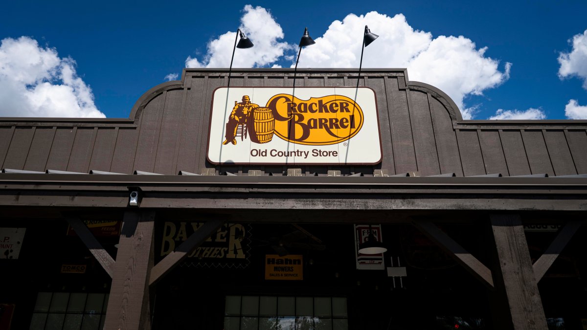 Cracker Barrel Halts Remodels, Restores Logo After Customer Backlash