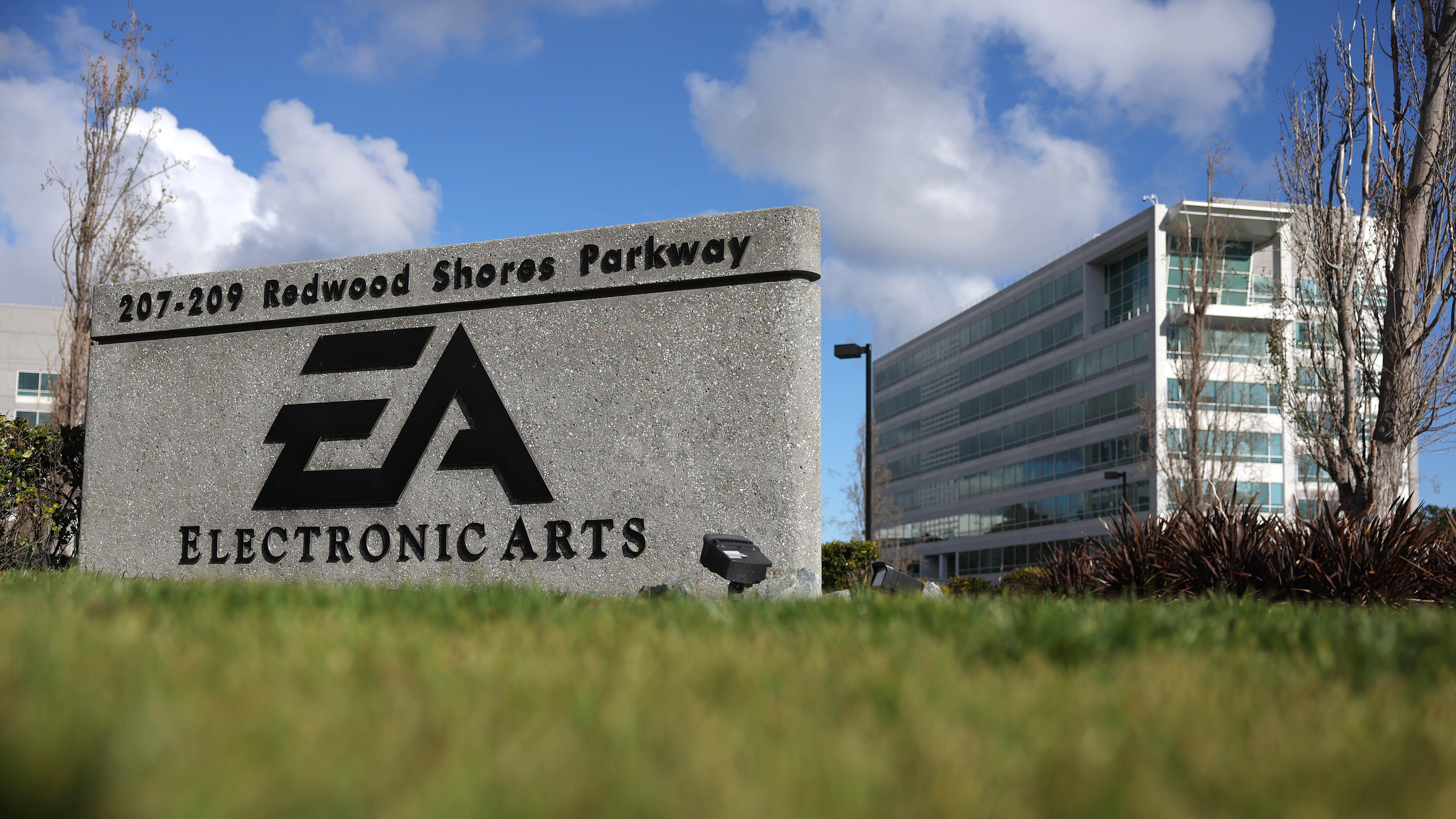 Electronic Arts Reportedly Nears $55B Private Equity Acquisition Ending Public Trading