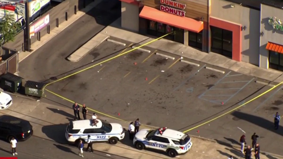 13-year-old boy shot in the head in Cambria Heights, Queens – NBC New York