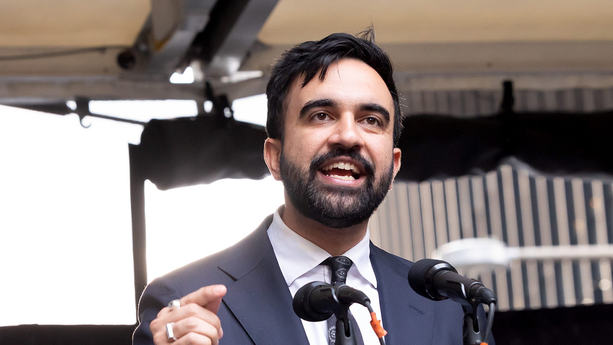 NYC mayoral poll: Adams slides to 4th, Mamdani leaders – NBC New York