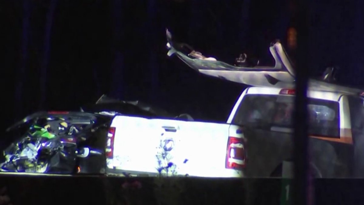 4 dead in wrong way crash on NJ Turnpike in Carneys Point Township, police say