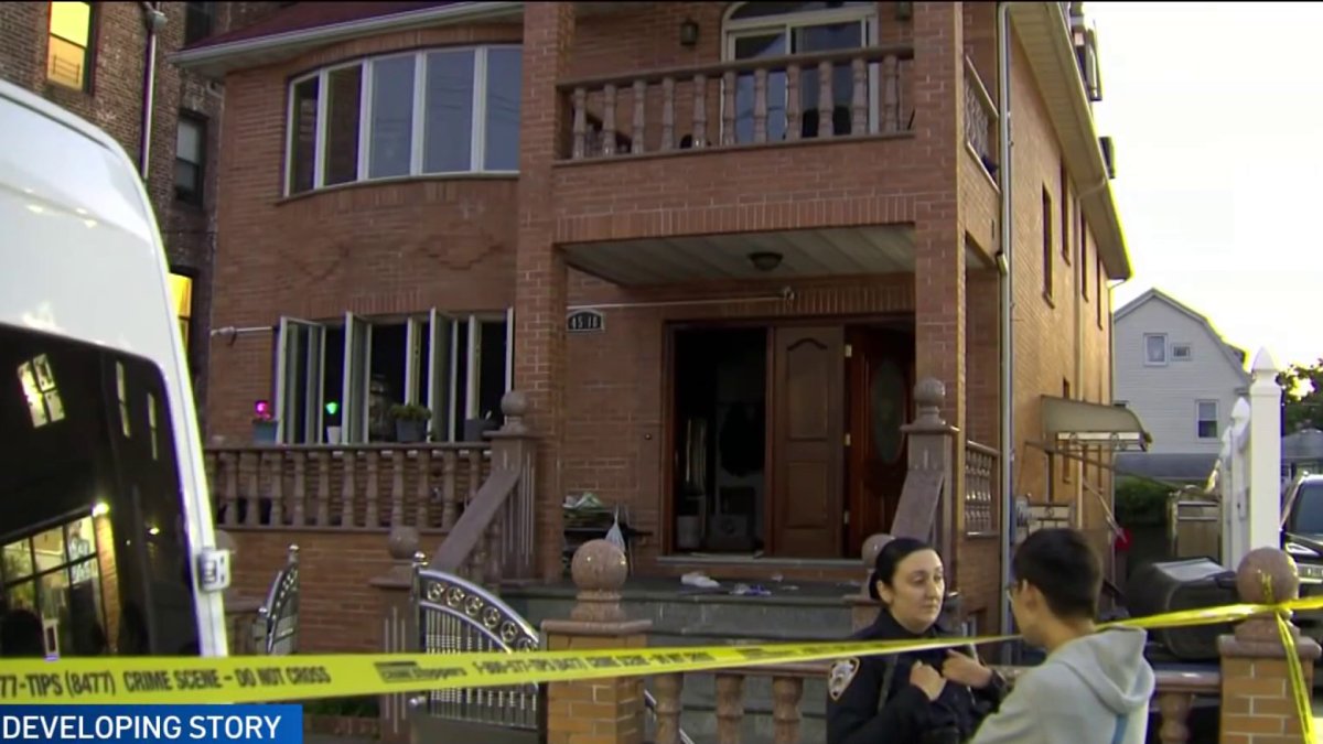 Woman killed, teen hurt in stabbing at Queens home – NBC New York