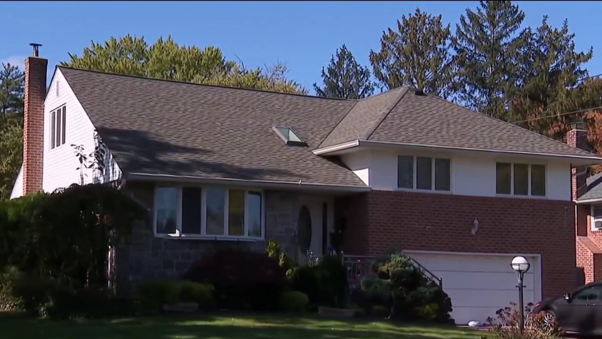 Husband charged in murder of estranged wife at Long Island home – NBC ...