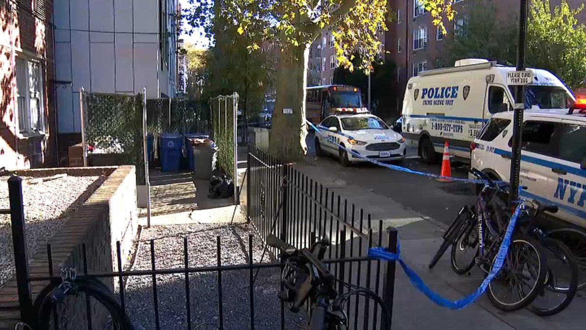 Body parts found in bag outside Brooklyn apartment building, police say