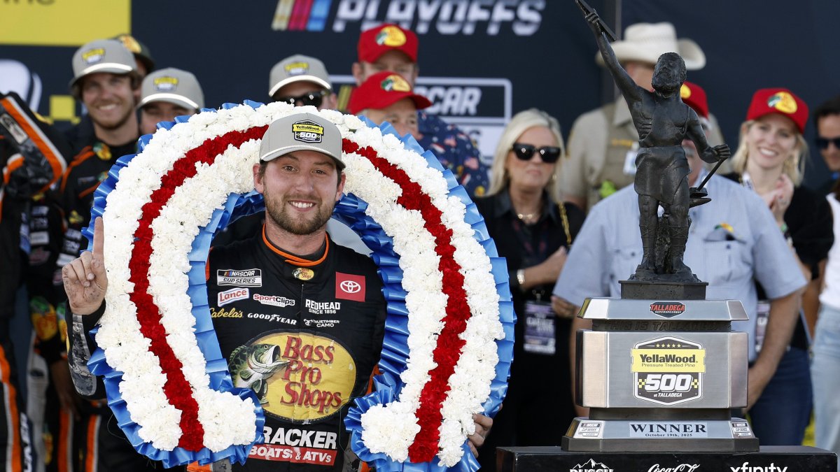 Briscoe gives Joe Gibbs Racing 2nd spot in NASCAR's championship finale with Talladega win