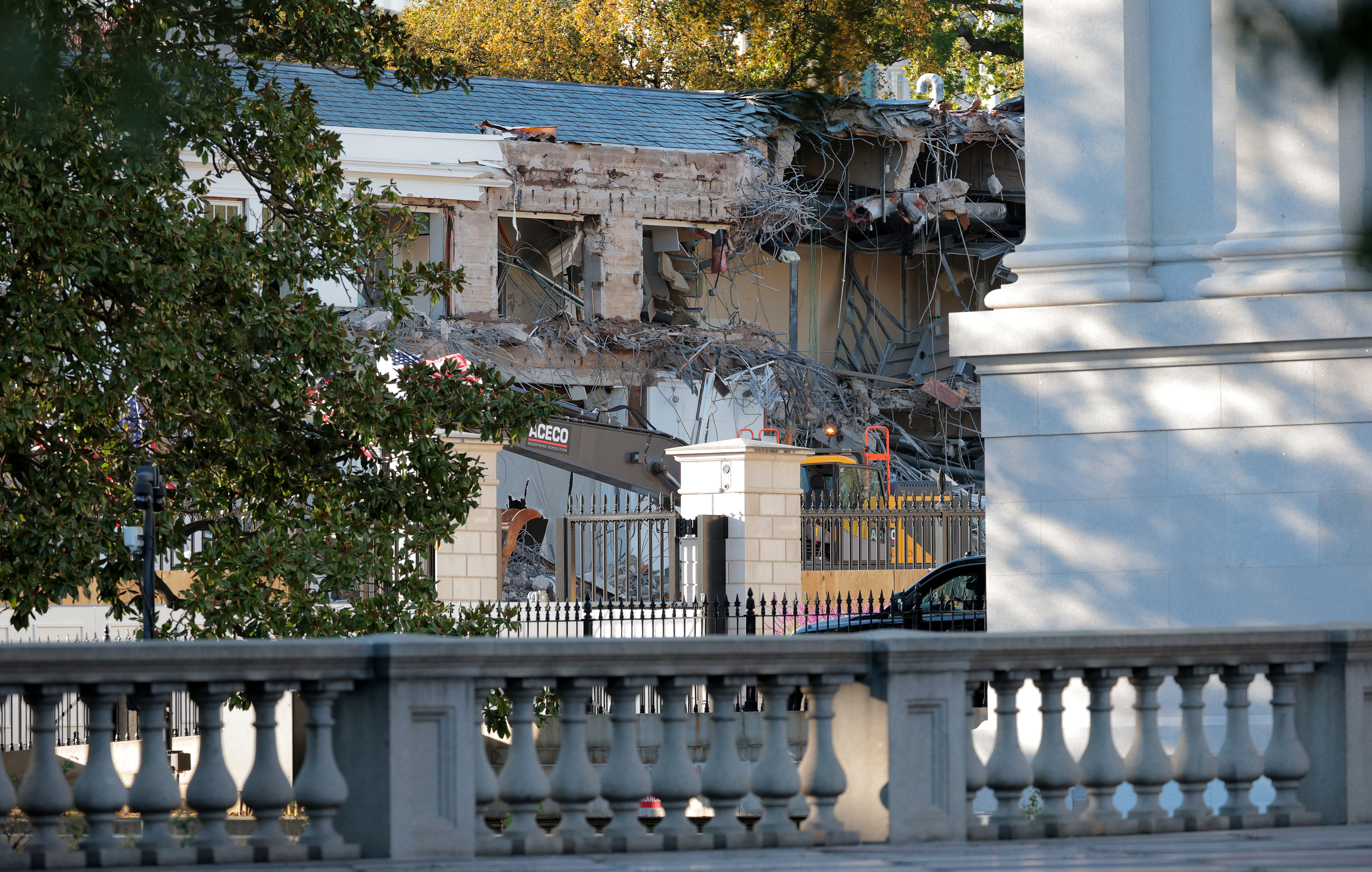 White House partially demolished to build Trump ballroom – NBC New York