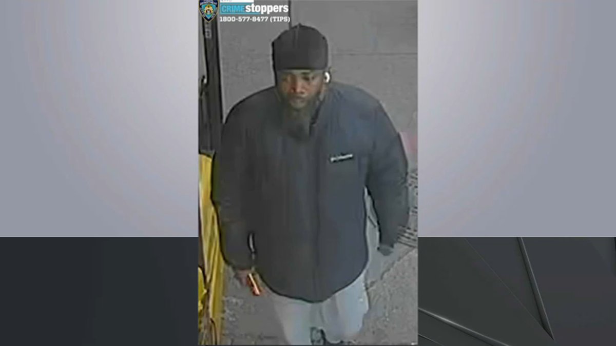 New images released of Queens store shooting suspect
