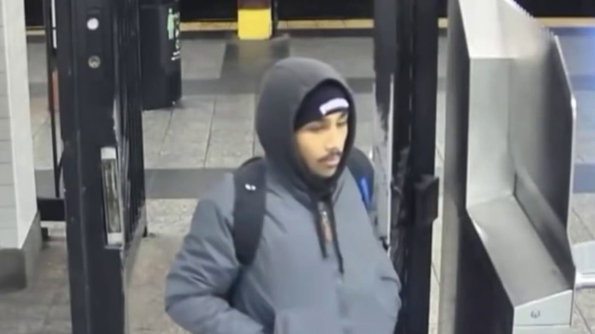 NYPD searching for man accused of setting sleeping subway rider on fire ...