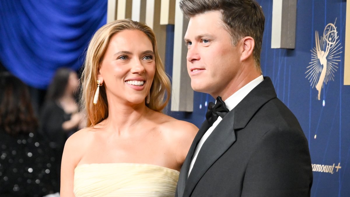 Scarlett Johansson reveals why she panicked after her first date with Colin  Jost