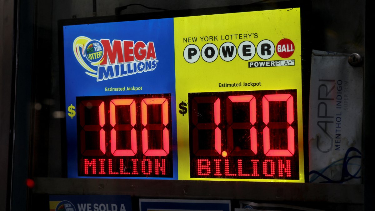 A lucky player could win the fourth-largest jackpot on record in Wednesday’s Christmas Eve Powerball drawing.