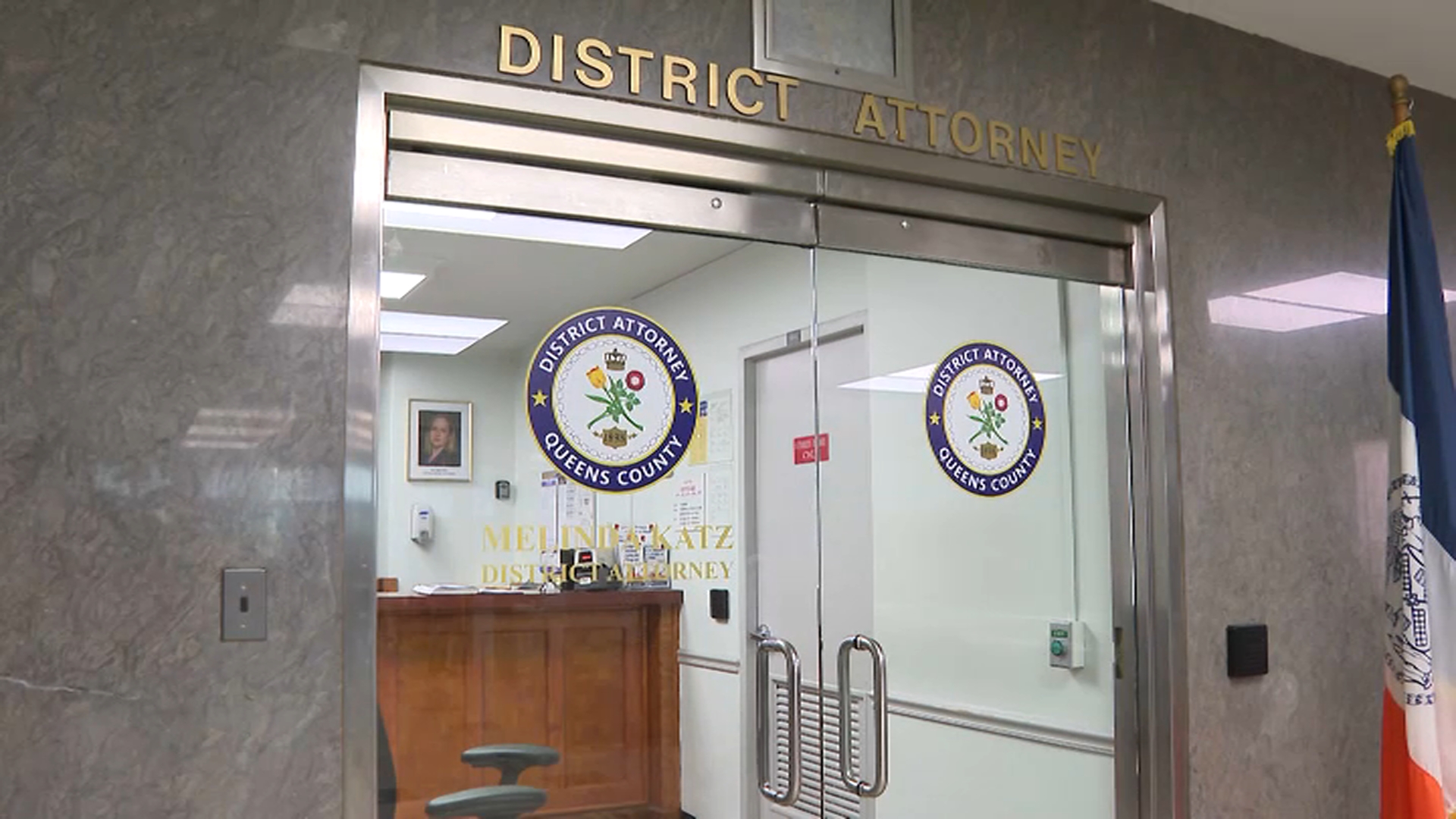 DA flub allows ex-NYPD cops to avoid trial in sex crime indictment