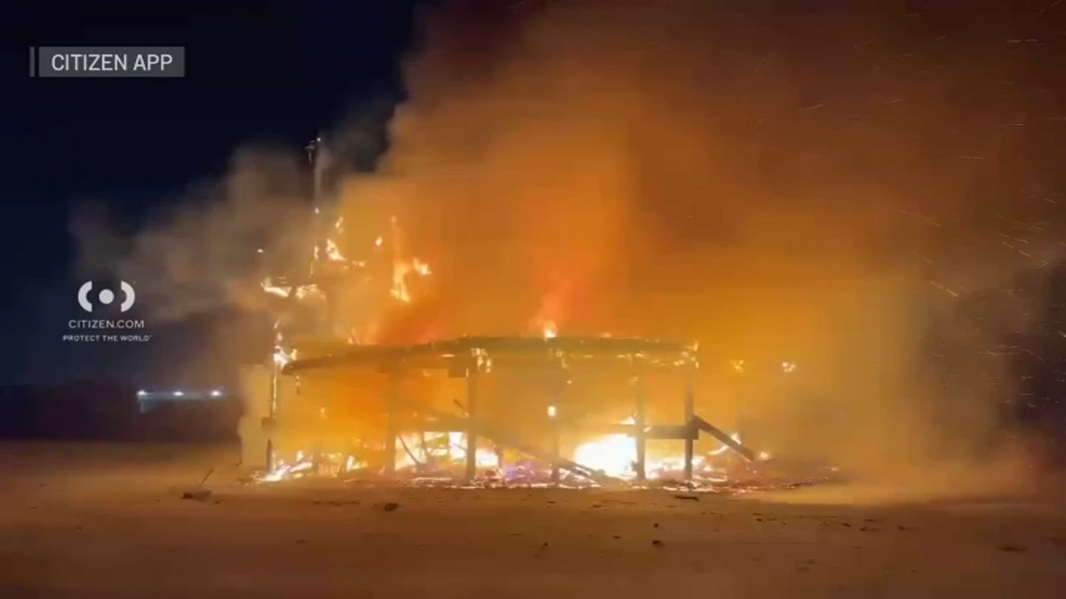 FDNY Controls Queens Beach Cabana Fire