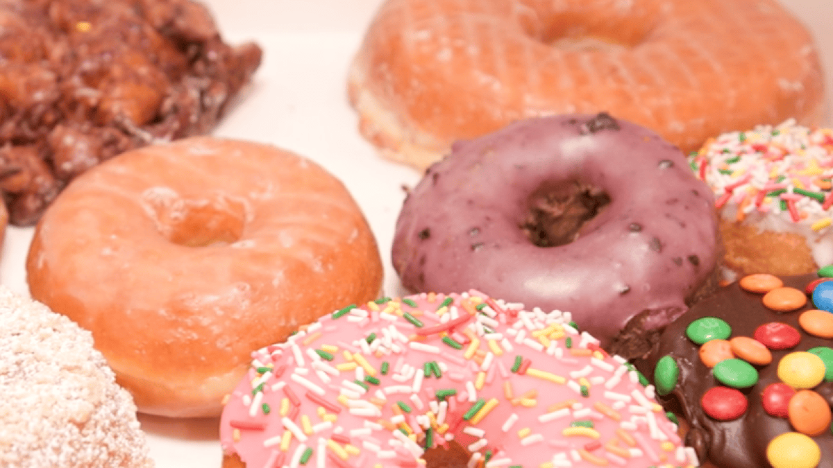 Movie Was Randy Donuts In It’s been in popular movies and music videos.. now Randy’s Donuts is in ...