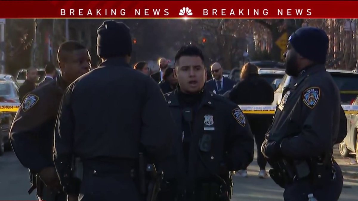 NYPD investigating after two men found dead inside car – NBC New York