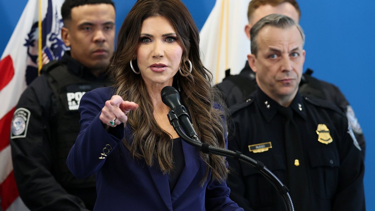 Noem touts immigration efforts in NYC, blasts Mamdani amid ICE shooting  uproar