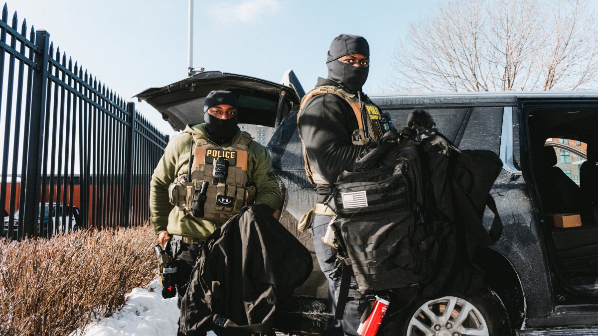 What Trump officials and immigration lawyers say about ICE detaining a 5-year-old