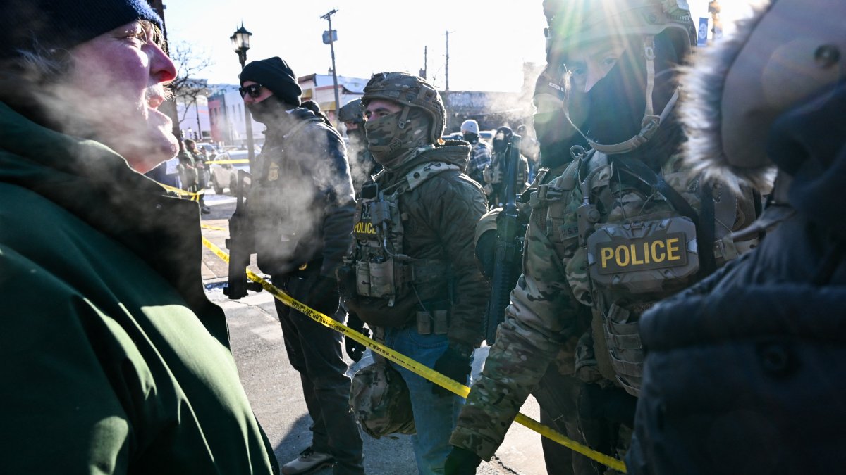 DHS funding bill faces new Senate hurdles after another person killed ...