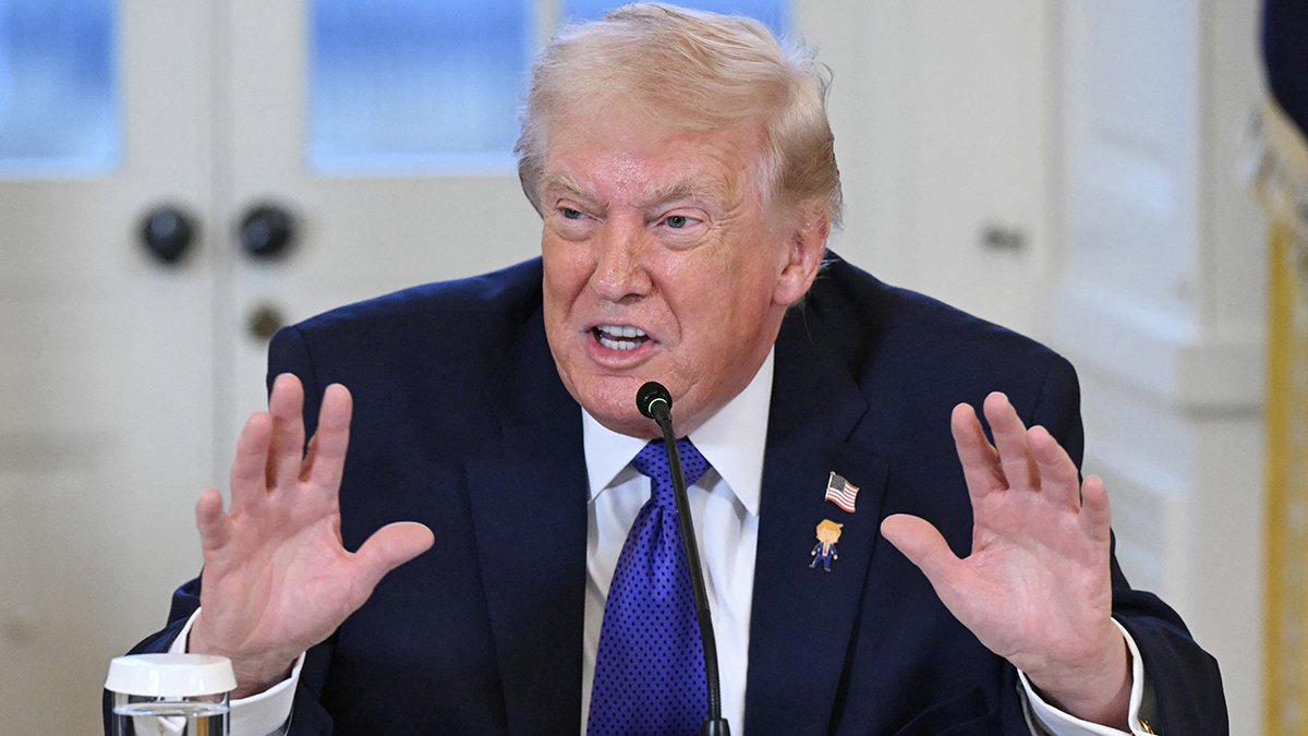 Senate Blocks Measure to Restrict Venezuela Strikes After Trump Flips Two Republicans