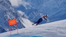 United States' Lindsey Vonn crashes during an alpine ski women's downhill race, at the 2026 Winter Olympics, in Cortina d'Ampezzo, Italy, Sunday, Feb. 8, 2026. (AP Photo/Jacquelyn Martin)