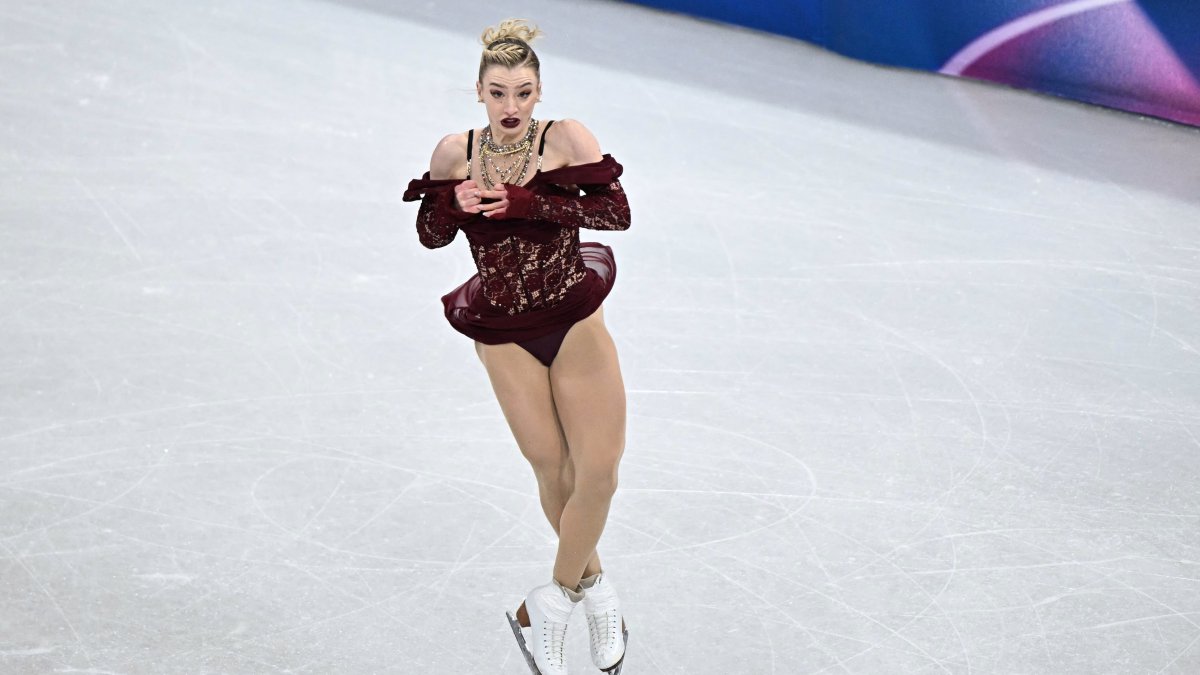 Amber Glenn placed 13th in the women's short program. Here's a look at what went wrong.