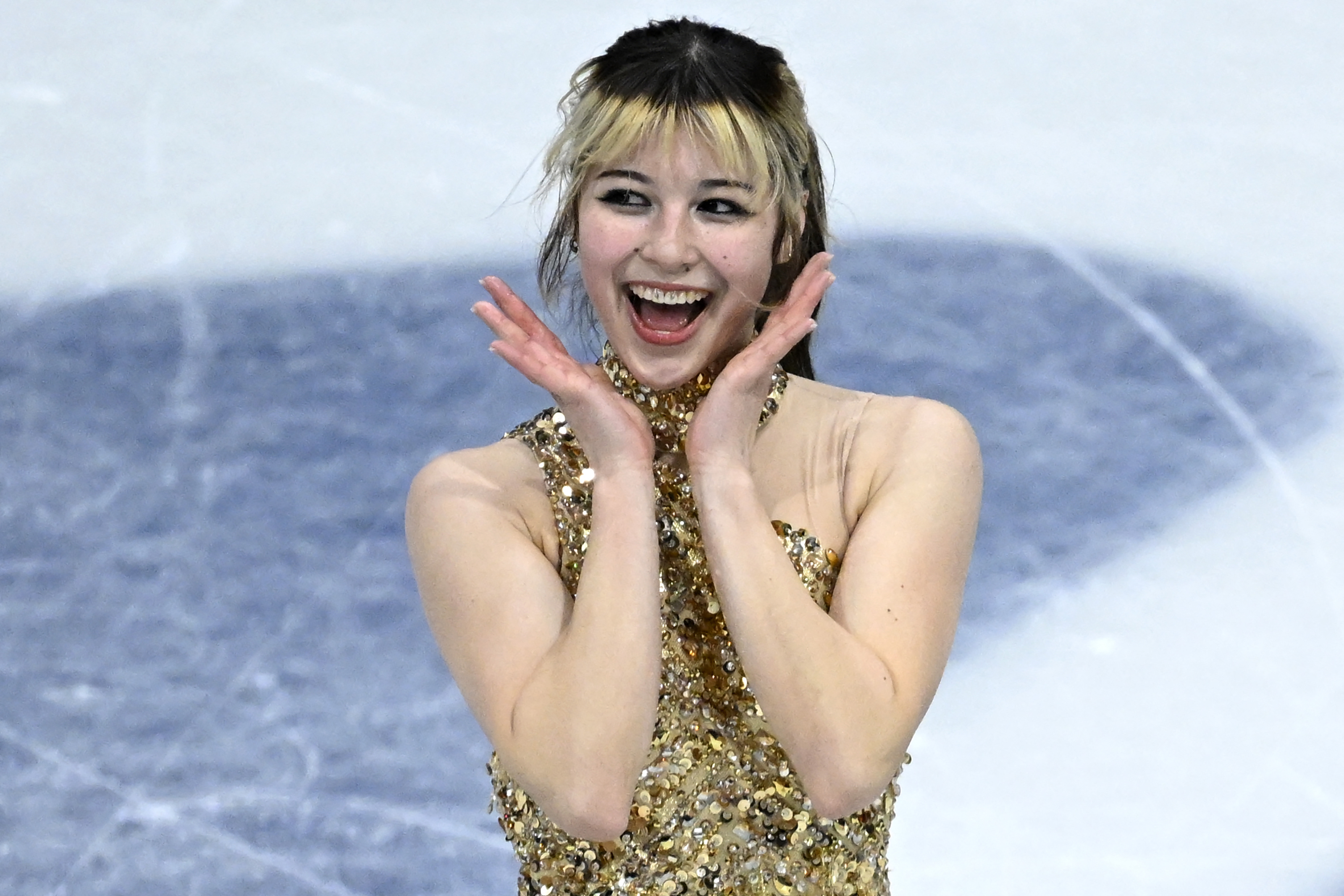 how much did alysa liu make for winning gold - Ilustrasi 3