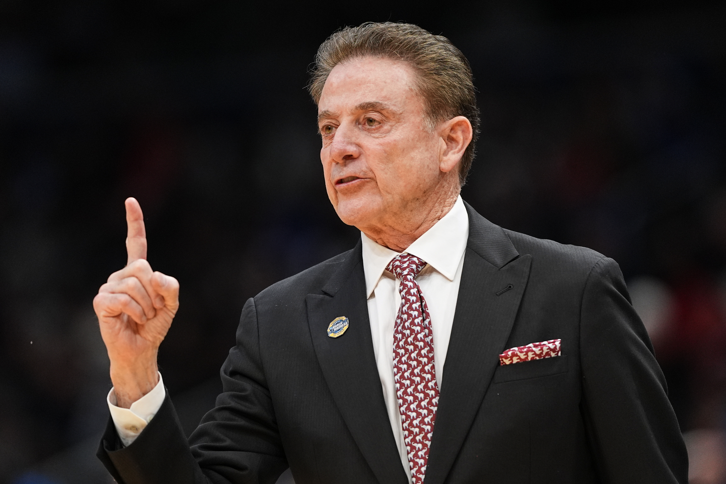 St. John's athletic director says coach Rick Pitino signed new deal with contract extension