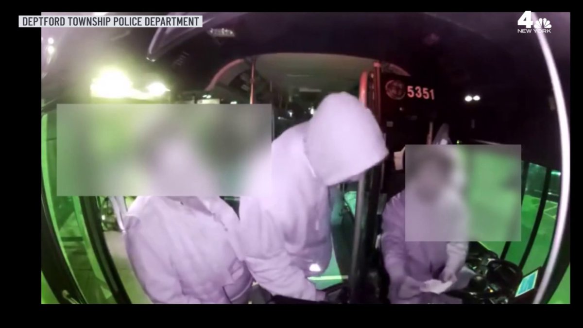 Video shows NJ Transit bus driver take punch to face – NBC New York
