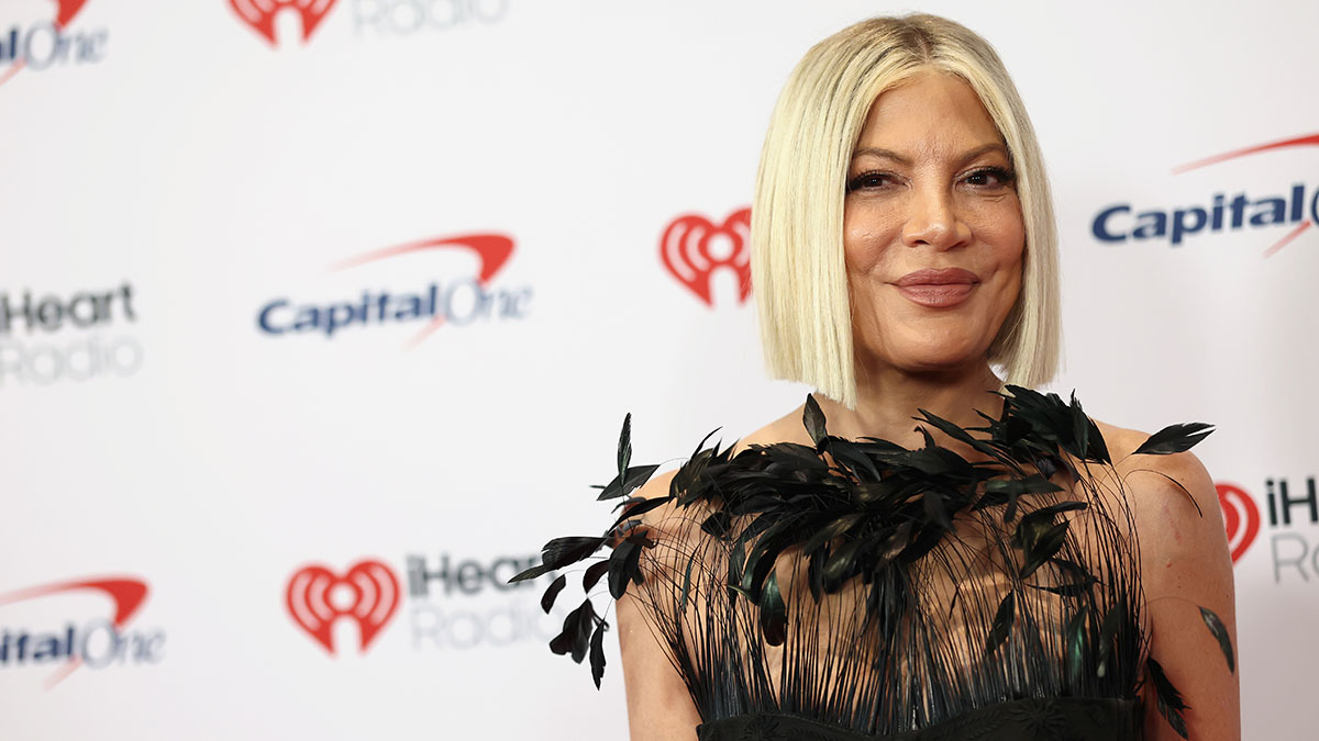 Tori Spelling speaks out after car crash with seven children – NBC New York