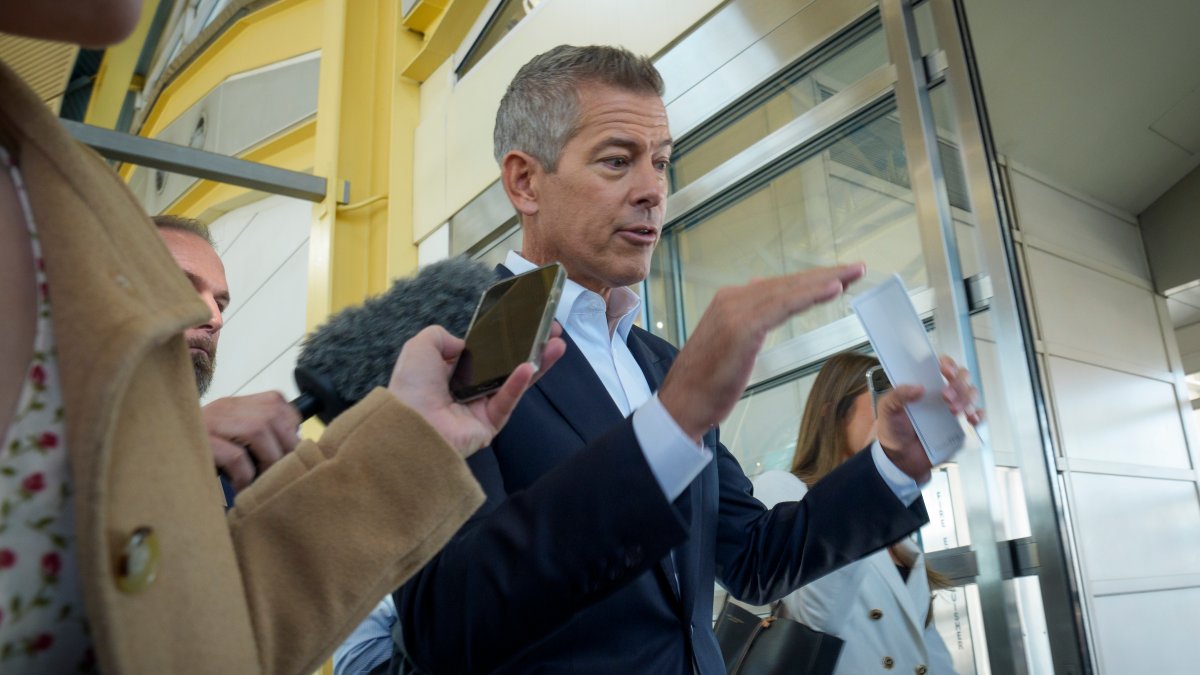 NY loses nearly $74M for not revoking 33,000 illegal licenses for immigrant truckers