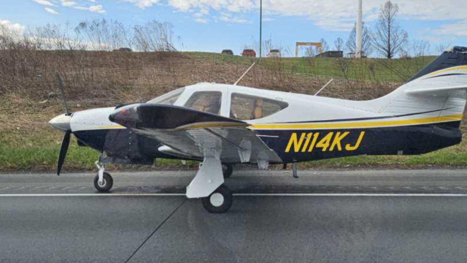 Small plane makes emergency landing on busy Pennsylvania highway