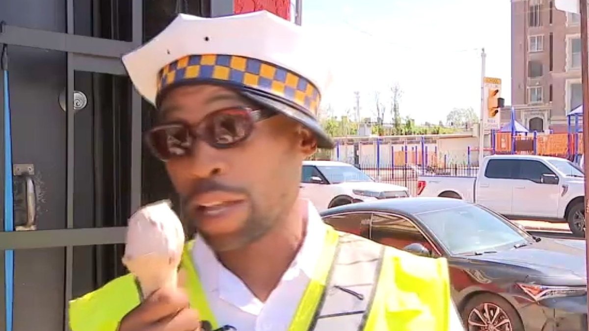 Crossing guard who witnessed crash goes viral after interview – NBC New ...