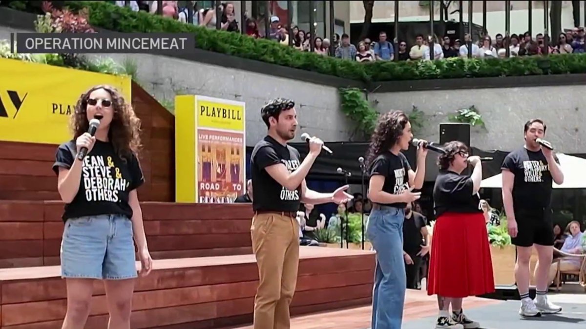 Lunch and a show: Broadway performers hit Rockefeller Plaza – NBC New York