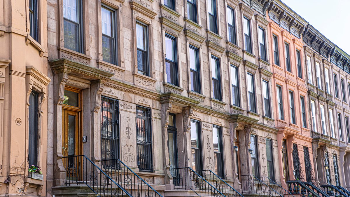 Preliminary vote keeps rent freeze possible for 2.5 million NYers in rent-stabilized a...