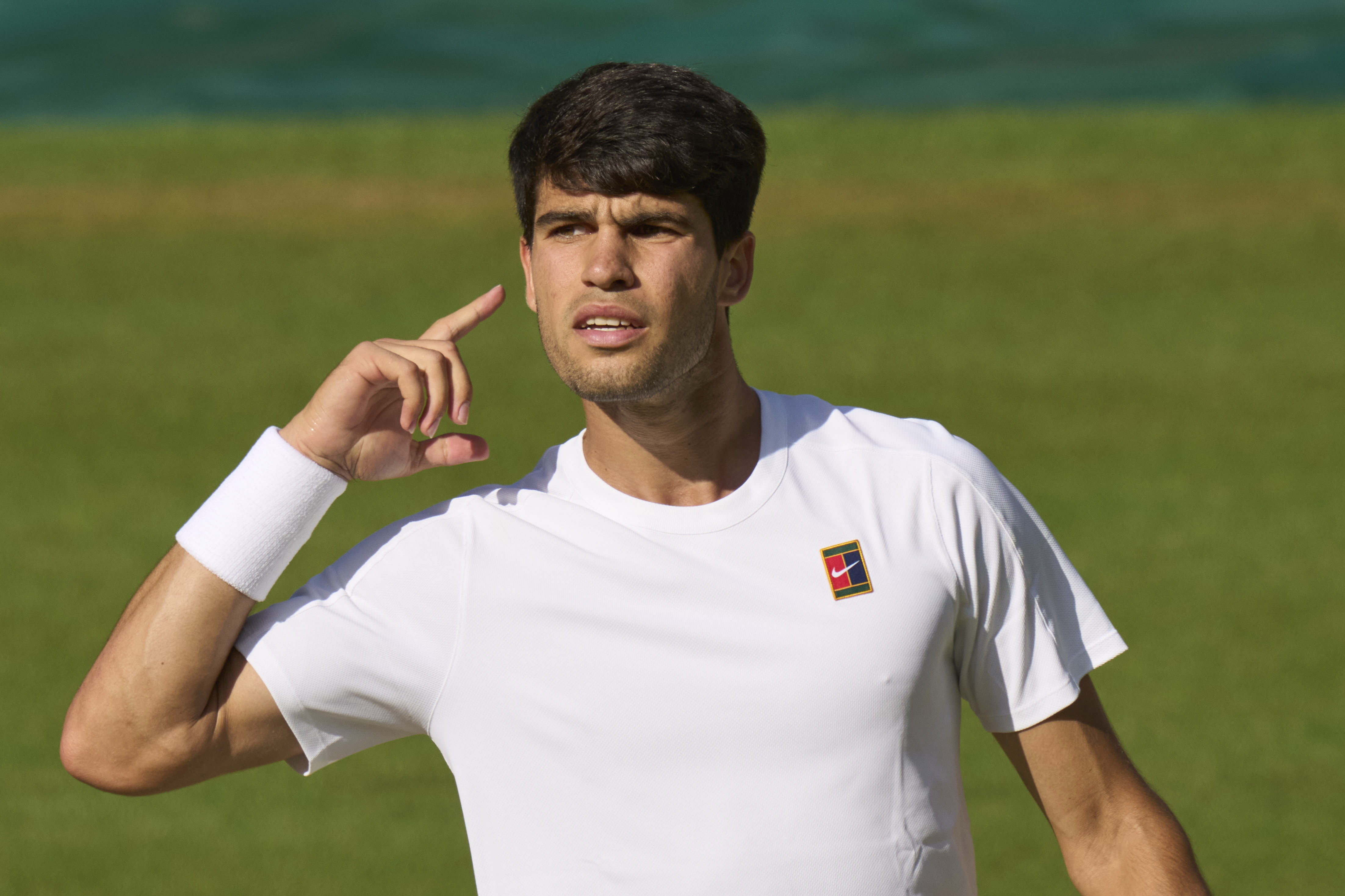 Carlos Alcaraz pulls out of Wimbledon because of wrist injury