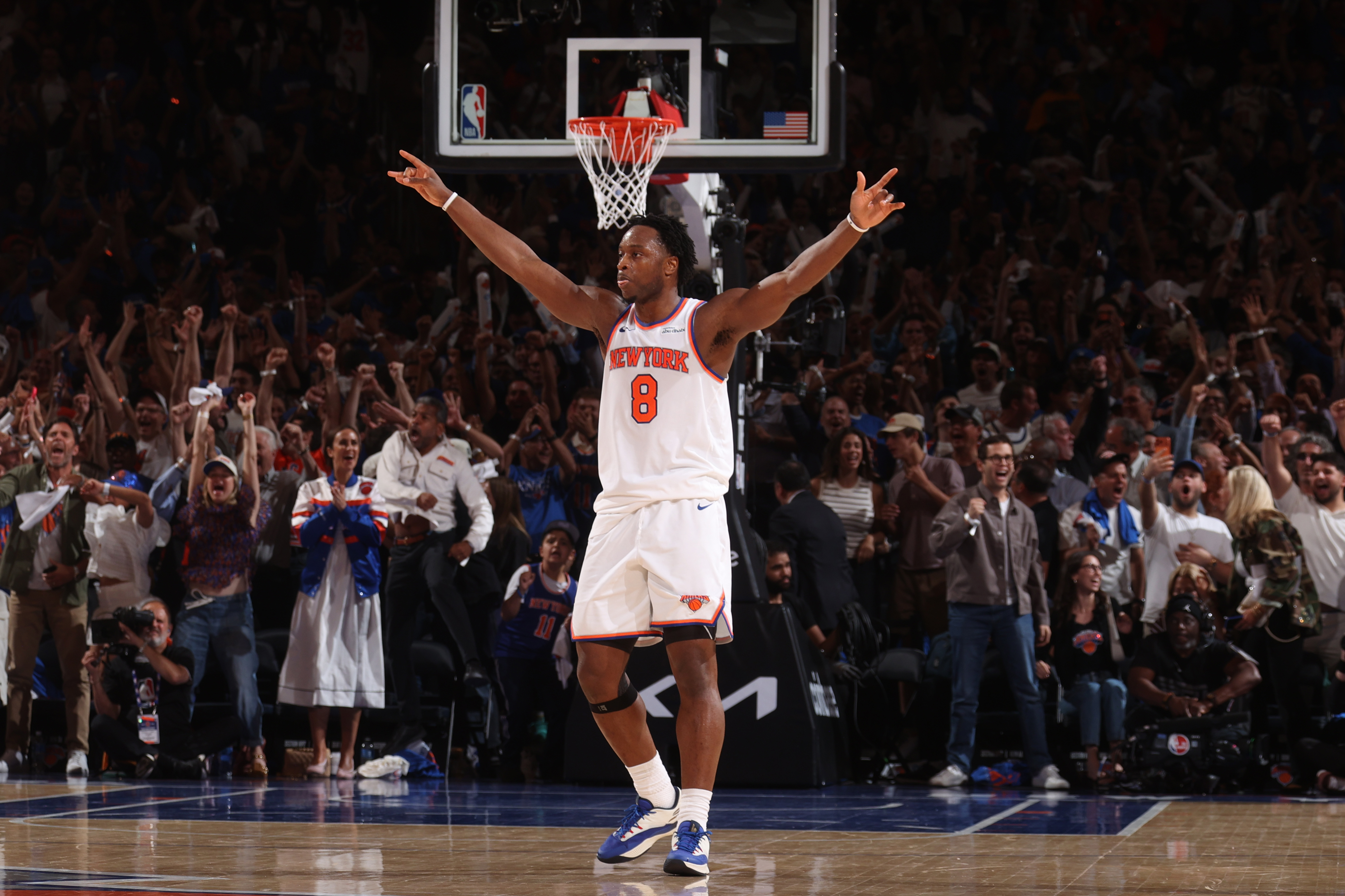 Jalen Brunson leads Knicks from 22 down in 4th for Game 1 win over Cavs in OT, 115-104