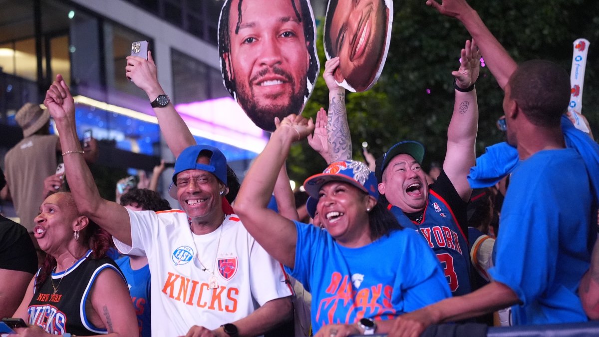NYPD nixes Knicks watch party at MSG after rowdy fans arrested