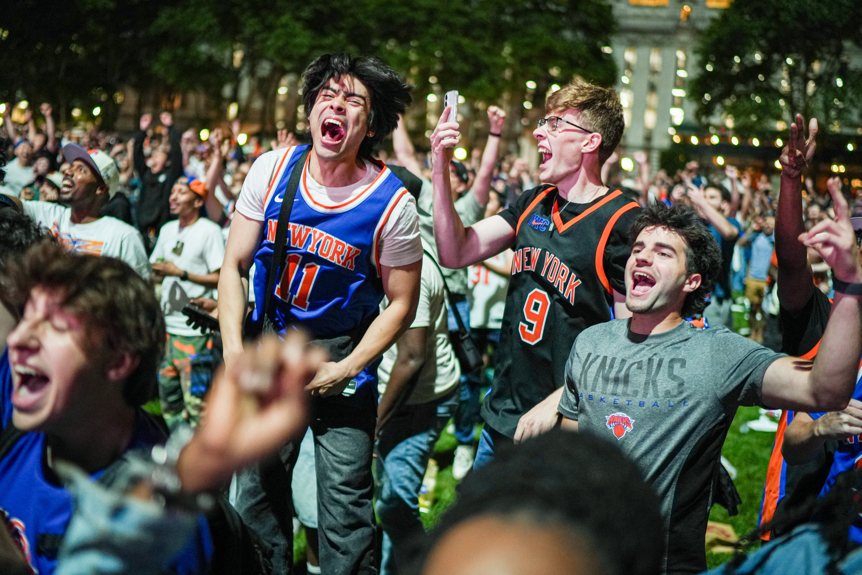 Even with loss, Knicks fever continues to sweep NYC for NBA Finals against Spurs