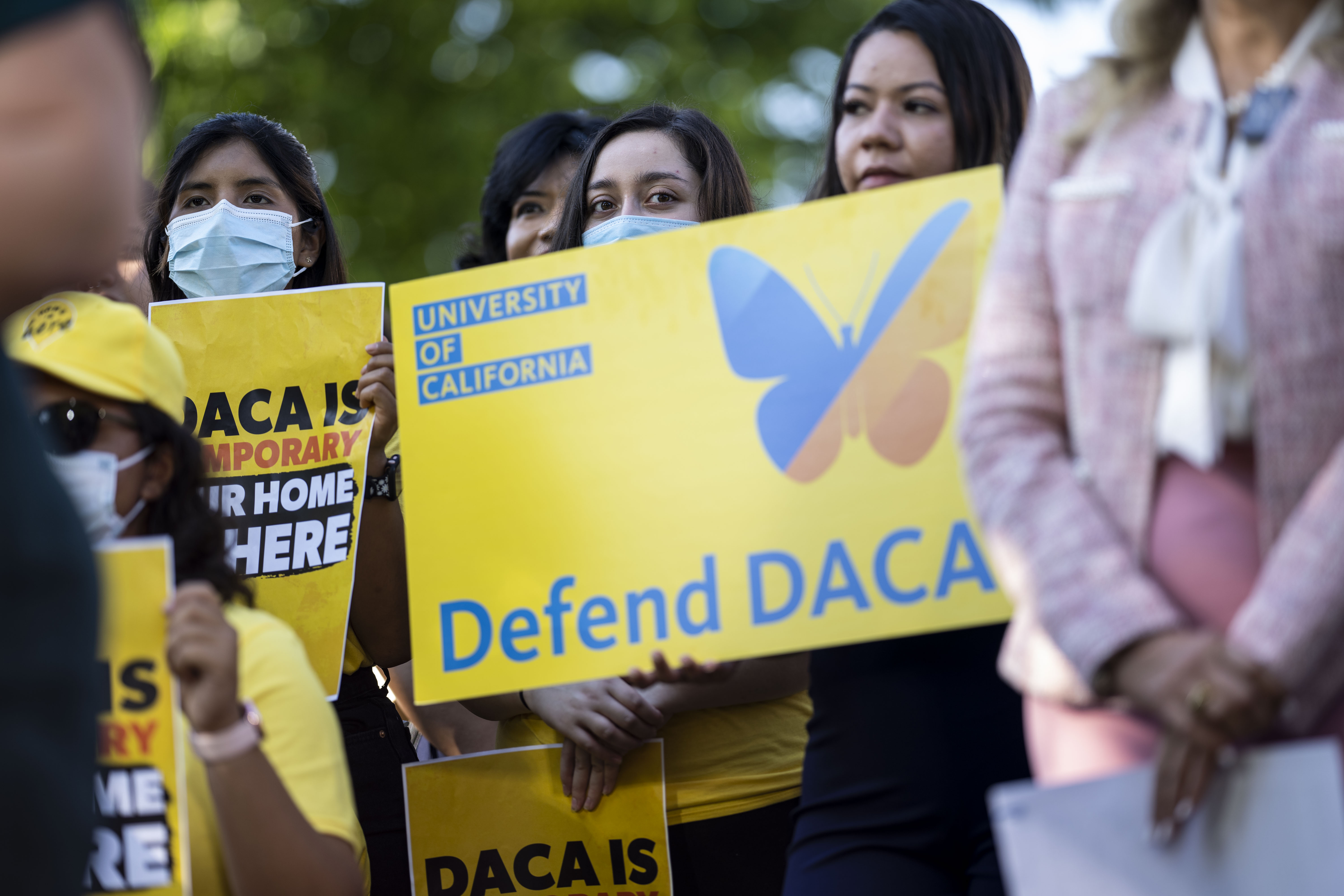 Trump administration sued over DACA renewal delays – NBC New York