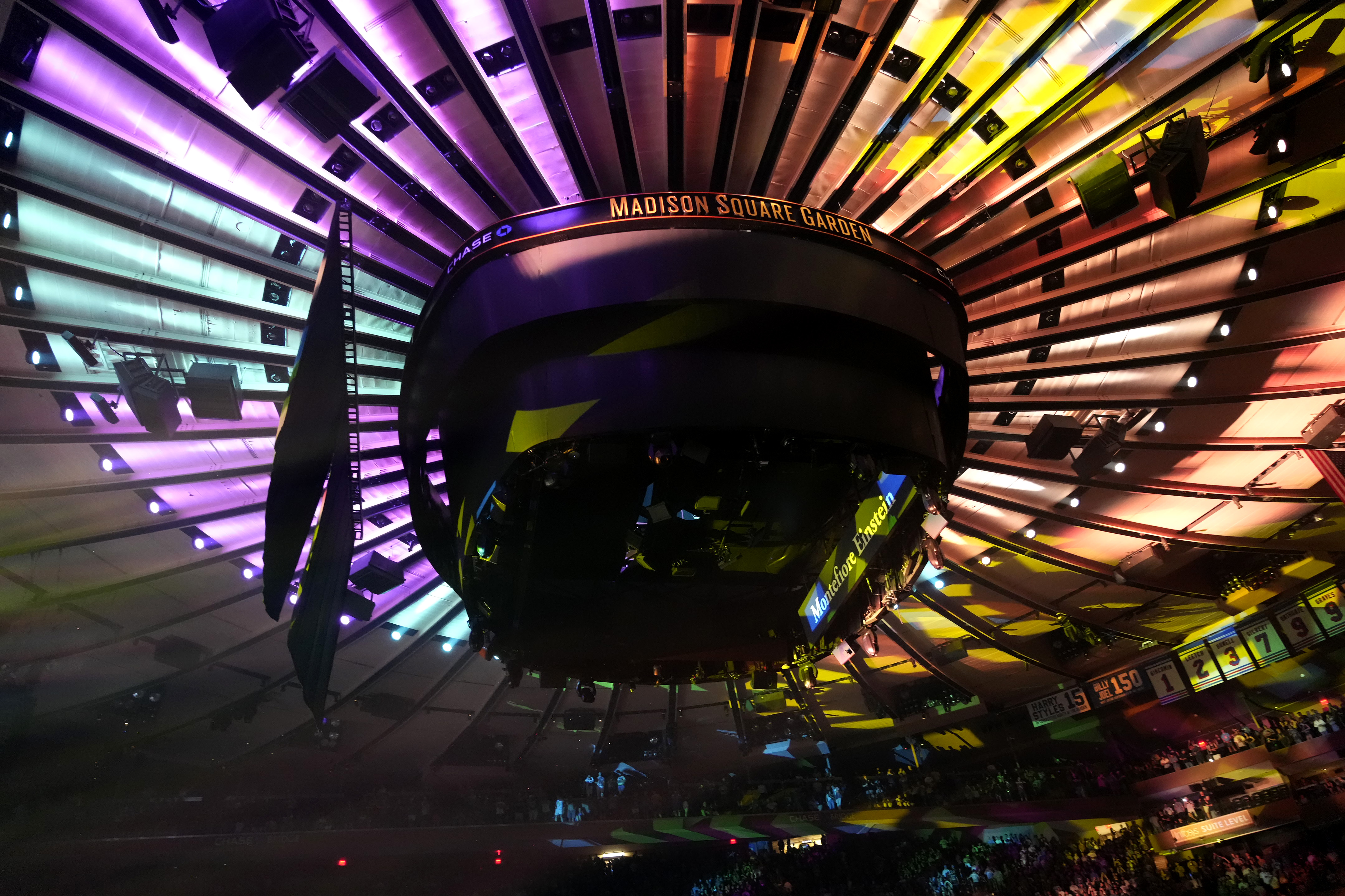 Man falls to his death during rock concert at Madison Square Garden