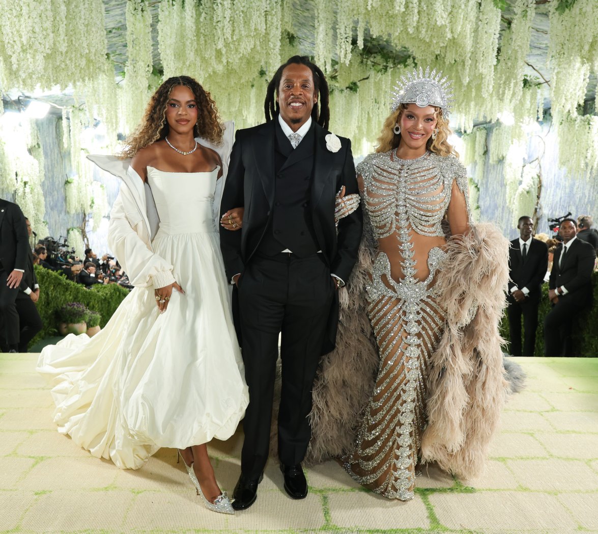 Beyoncé reveals the sweet reason Jay-Z first got locs – NBC New York